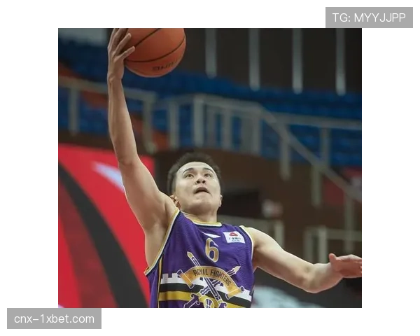 北控裁掉三分命中率骤降的基兹林克 继续调整外线配置